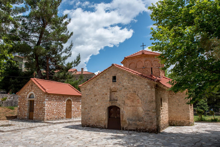 Corinth: Kalavryta and Cog Railway Day Tour