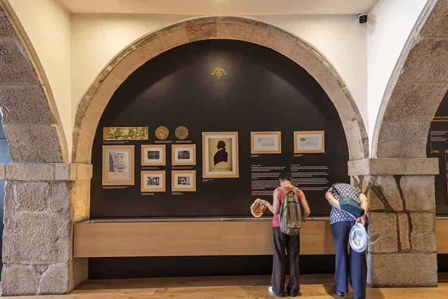 Porto: Historische Kellerführung bei Sandeman 1790 & Weinprobe. Foto: GetYourGuide Porto: Historische Kellerführung bei Sandeman 1790 & Weinprobe. Foto: GetYourGuide