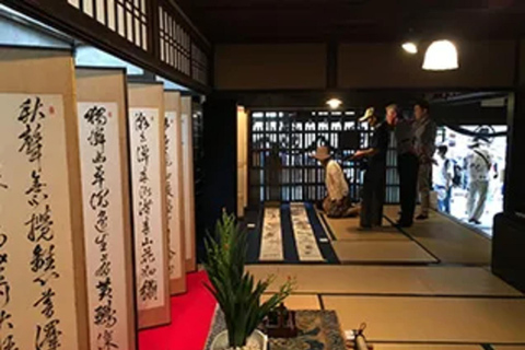 Kyoto: Gion Festival Evening Walking Tour with English Guide