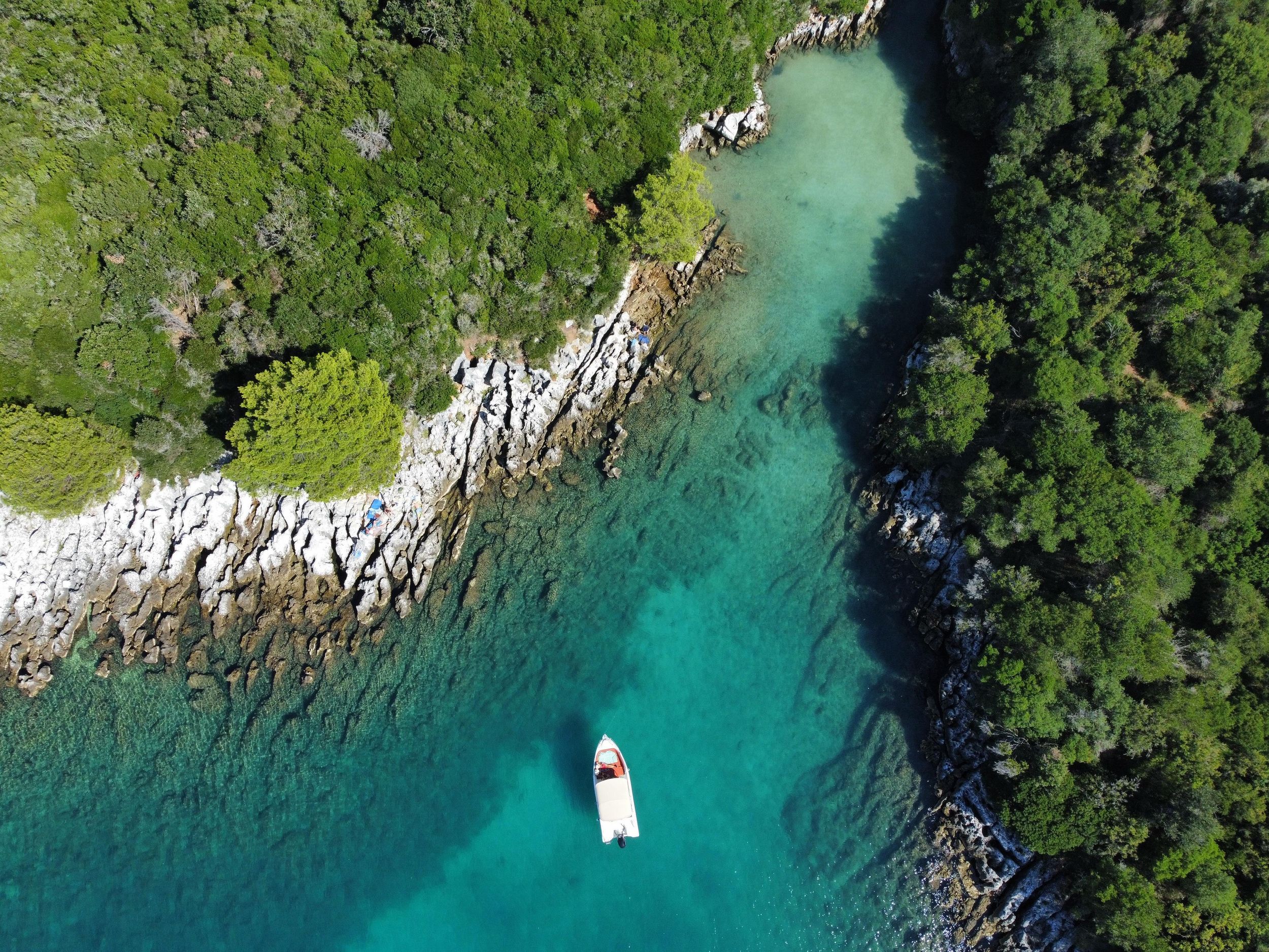 Ab Medulin: Istrien Speedboat Tour mit Schnorcheln