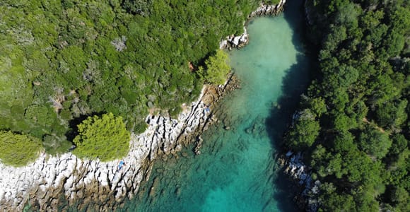 From Medulin: South Istria Speedboat Tour with Snorkeling