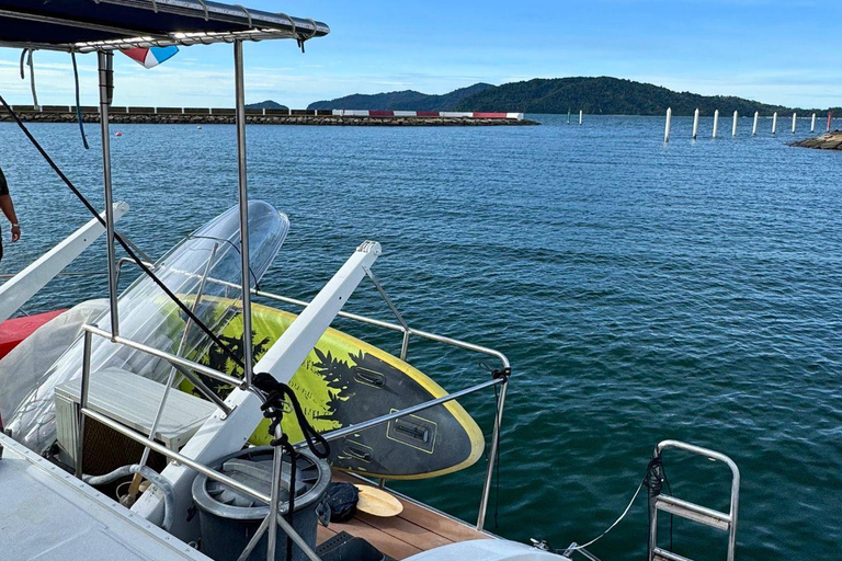 Kota Kinabalu: Catamaran Snorkel & Sailing Tour with Meal Catamaran Afternoon Session
