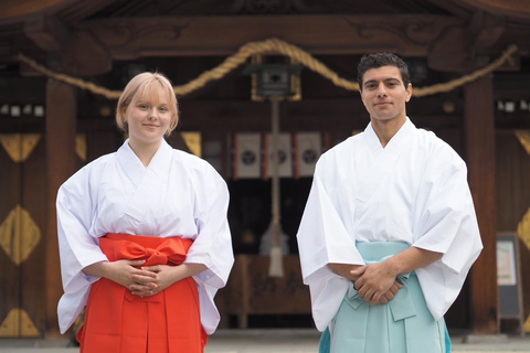 Hiroshima: Waseda Shrine Miko and Kannushi Experience