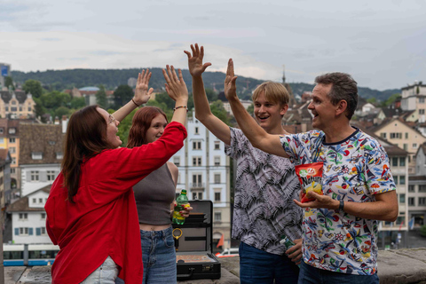 Zúrich: Juego de Escape guiado - Paseo en barco, aperitivos y bebidas