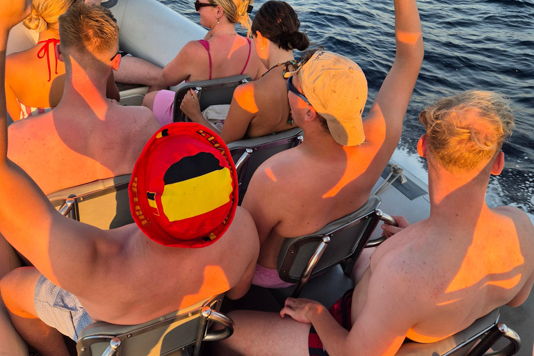 Wspaniała błękitna laguna, łódź motorowa, wino/woda i ręczniki w cenie.Włochy na plaży