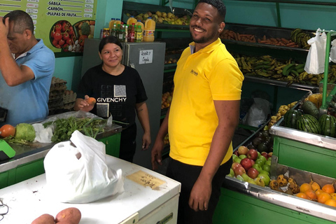 Medellin: Empanada Workshop & Cable Car in Comuna 13