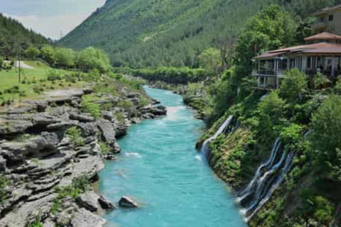 Gemme storiche dell&#039;Albania: esplora Gjirokastra e Tepelena