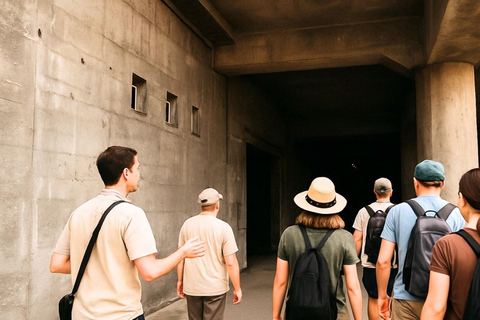 Hamburg: Walking tour of the Green Bunker in St. Pauli