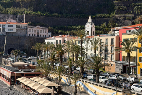 West Jeep tour Madeira: Fanal, Seixal beach, Vulcaninc Pools