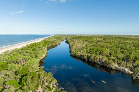 Bribie Island: 4WD, Kayak, and WWII Bunker TourÎle Bribie : 4x4, kayak et visite d&#039;un bunker de la Seconde Guerre mondiale