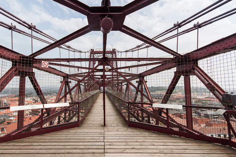 Puente Bizkaia y Gernika/Bermeo y Gaztelugatxe Tour privado