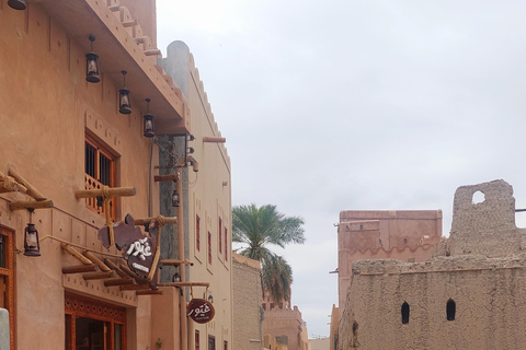 From Muscat: Nizwa & Jebel Akhdar Wonders Adventure Day Trip Nizwa, Birkat Al Mouz & Jebel Akhdar Sunset Experience