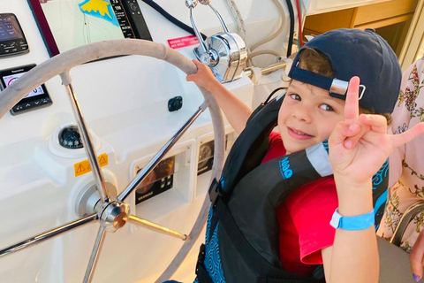 Héraklion : Croisière en catamaran sur l&#039;île de Dia pour les familles et les enfants