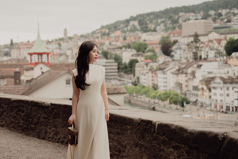 Zurich: Private Professional Photoshoot at Lindenhof