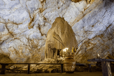 Phong Nha Cave & Paradise Cave: Guided Tour Boat & Explore Group Tour with Drop-Off in Hue