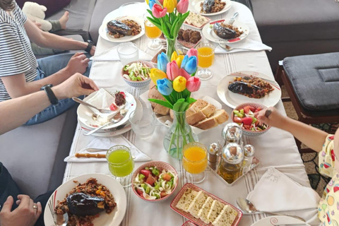 Berat: Traditional Cooking Class with Wine Tasting