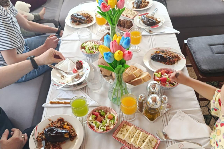 Berat: Traditional Cooking Class with Wine Tasting