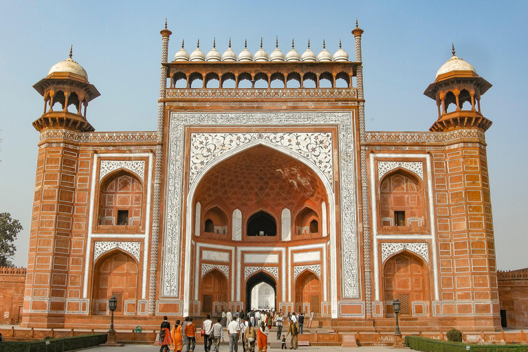 Excursión a Agra en el mismo día en tren GatimaanExcursión a Agra en el mismo día en tren Gatimaan desde Delhi