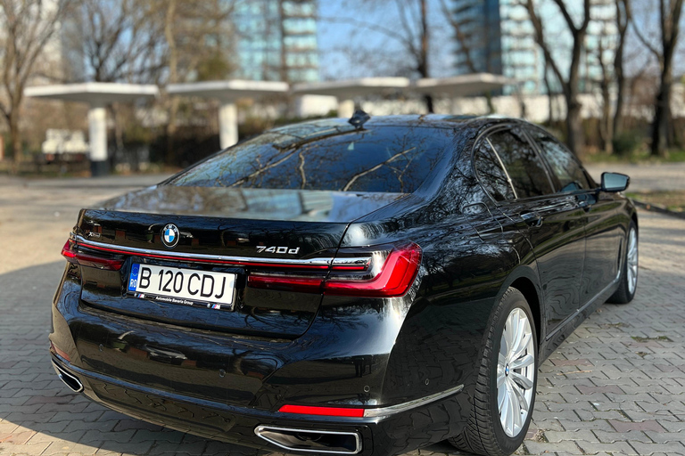 Bucharest: Private City Tour by BMW 7 Series