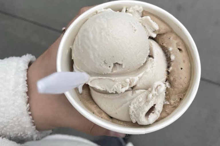 Santa Barbara: Ice Cream Walking Tour
