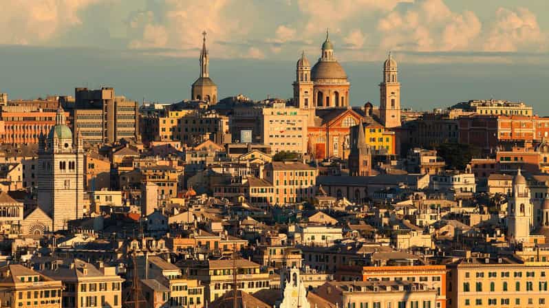 From Milan: Private Guided Tour of Genoa