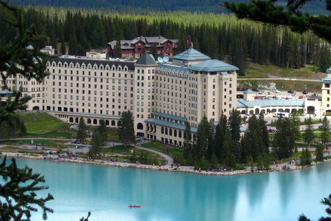 Minivan Airport Shuttle: Lake Louise  Calgary Minivan Charter: Calgary to Lake Louise