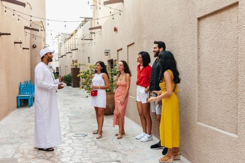 Дубай: откройте Дубайский залив и базары с уличной едой