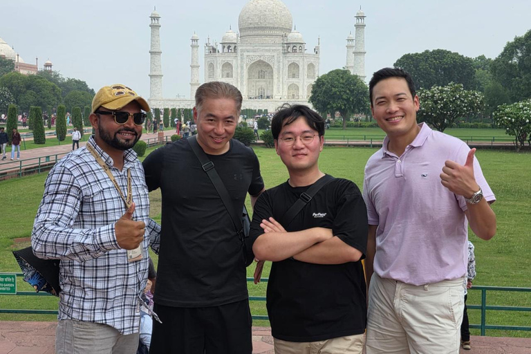 From Delhi: All-Inclusive Agra / Taj Mahal Tour Only Tour Guide