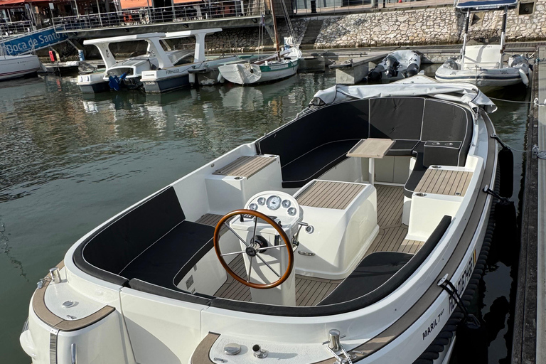 Lisbon: Pastel de Nata & Coffee Premium Boat Experience Lisbon – Sunset Porto Tonic Premium Boat Experience