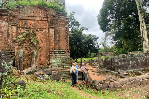 Siem Reap : excursion au temple de Koh Ker et au parc national de Kulen