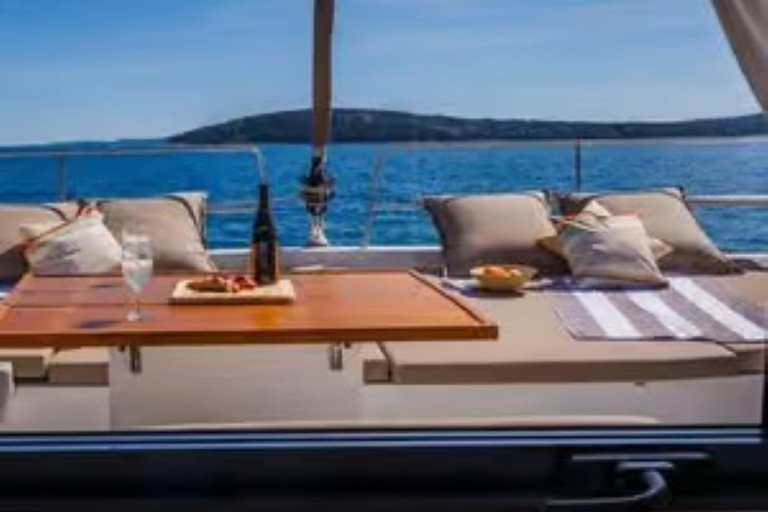 Mykonos: Rhenia Island Catamaran Cruise with Lunch Sunset Sailing Tour