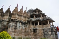 Udaipur, Ranakpur, Kumbhalgar Papere Day Tour - Housity