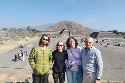 Visita a las pirámides de Teotihuacán