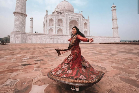 Da Delhi: tour privato di lusso al Taj Mahal e ad Agra + 5★ pranziTour con auto climatizzata, autista, guida turistica e biglietti d&#039;ingresso