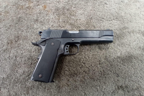 Prague: Target Gun Shooting Experience with Hotel Pickup Prague Target Gun Shooting & Transport & 3 Guns - 25 Shots