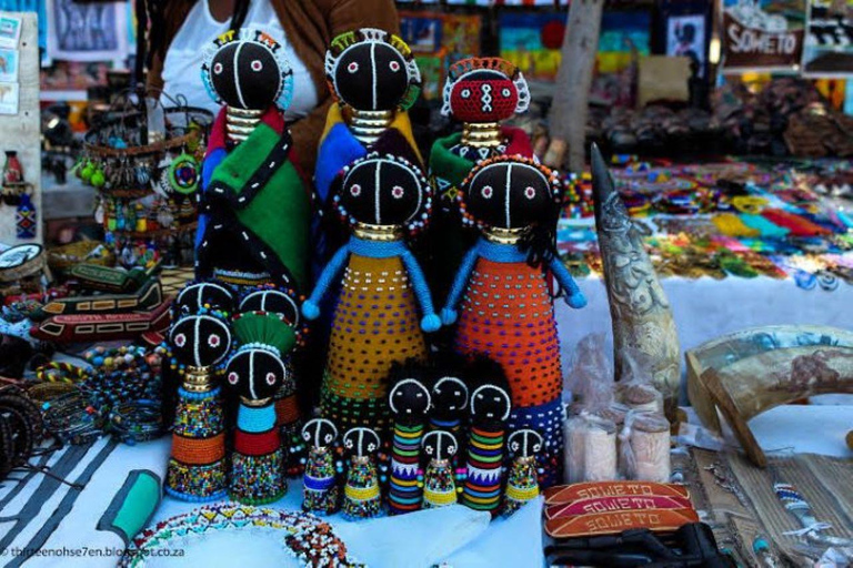 Lesedi : Visite du village culturel et initiation à la danse tribale