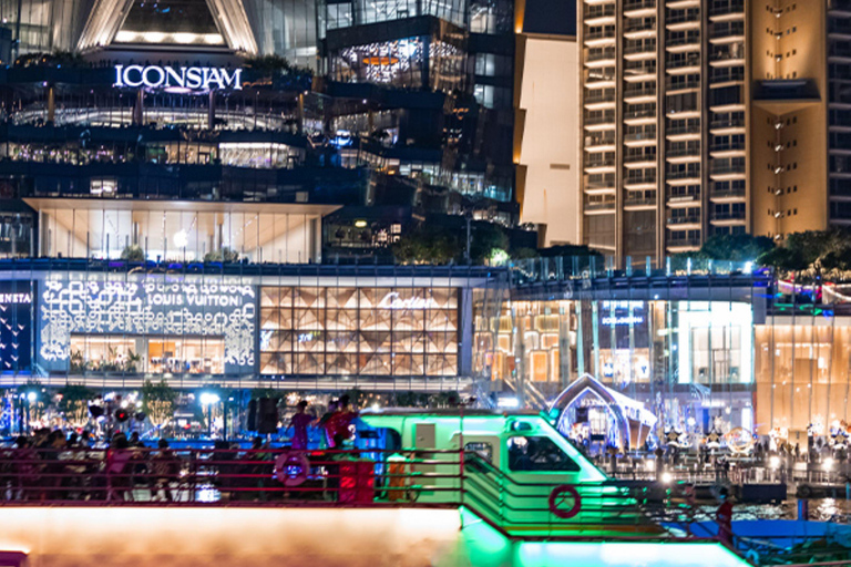 Bangkok: Riverside Faraya Halal Dinner Cruise at Asiatigue