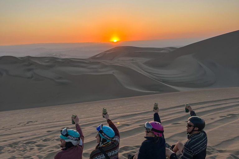 Ica/Huacachina: Buggy 4x4 en las dunas al atardecer + sandsled