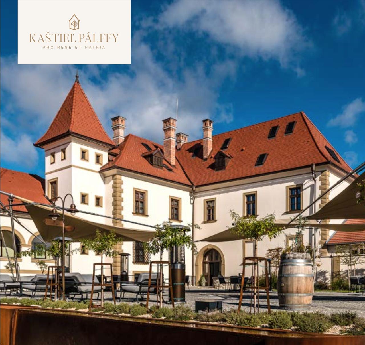 Bratislava: Wein- & Burgtour in den Kleinen Karpaten