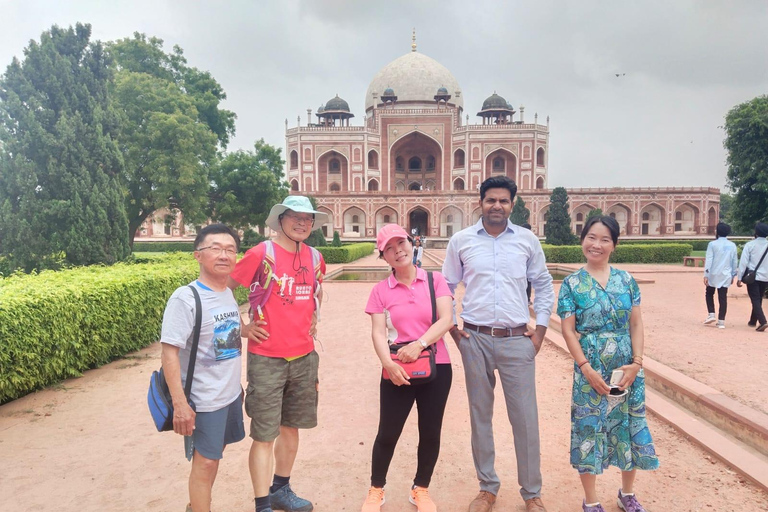 From Agra: Same day Delhi tour with AC car