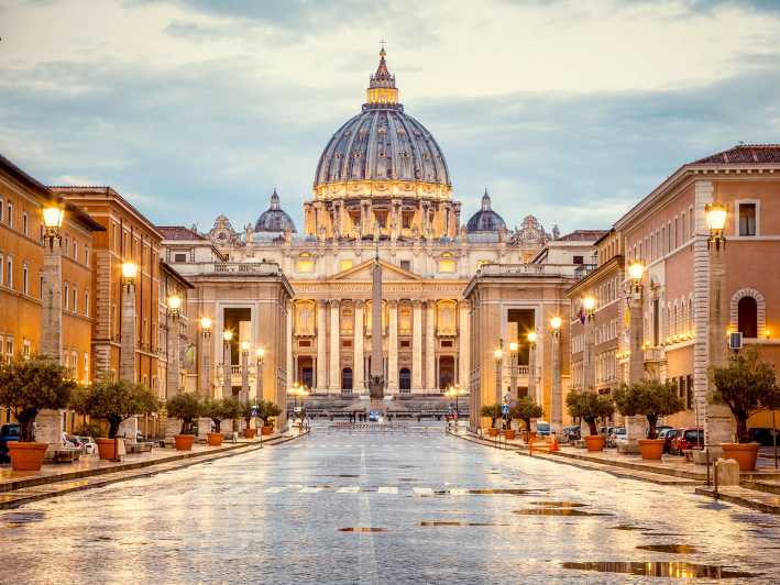 Рим: вечірня екскурсія приватним музеєм Ватикану без черги