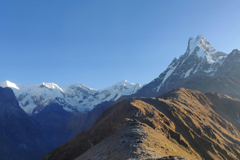 كاتماندو: رحلة ماردي هيمال مع مناظر نابضة بالحياة