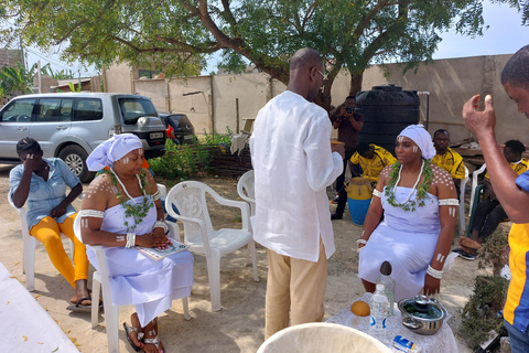 Ceremonia del Nombre Akan en el Sitio del Río de los Esclavos y Excursión por la Costa del Cabo