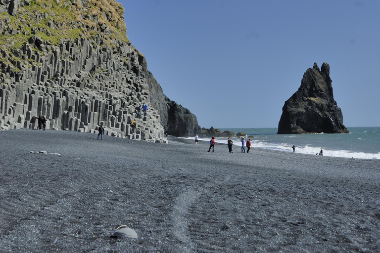 Reykjavík: German-speaking shore excursion South Iceland in a small group