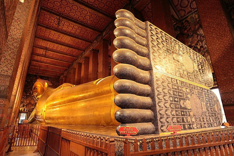 Bangkok: Jay Fai Michelin-star table reservation & City Tour Private tour All-inclusive