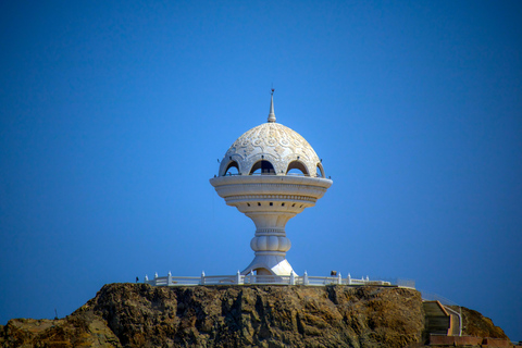 Muscat: Private Sightseeing Tours