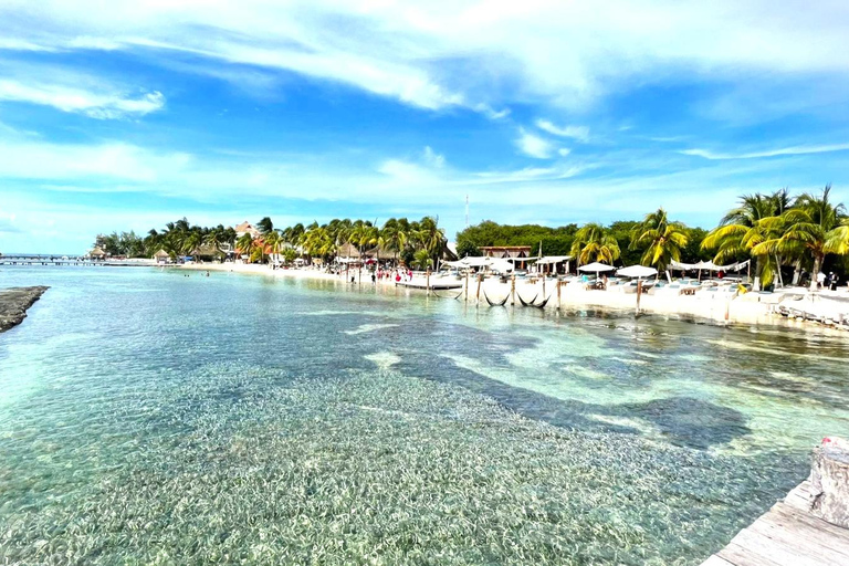 Isla Mujeres: All-Inclusive Catamaran with Open Bar, Snorkel and Lunch Jet Ski Tour to Isla Mujeres and Contoy