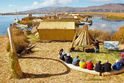 Islas flotantes de los Uros
