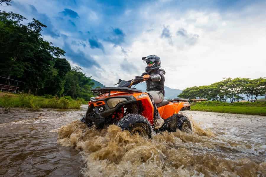 Chiang Mai: 3-stündiges ATV-Quad-Biking-Dschungelabenteuer. Foto: GetYourGuide Chiang Mai: 3-stündiges ATV-Quad-Biking-Dschungelabenteuer. Foto: GetYourGuide
