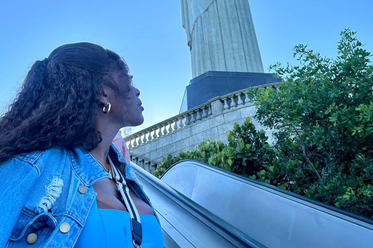 Sesja fotograficzna lub filmowanie z dronem w Rio de JaneiroSesja zdjęciowa lub filmowanie z użyciem drona w Rio de Janeiro